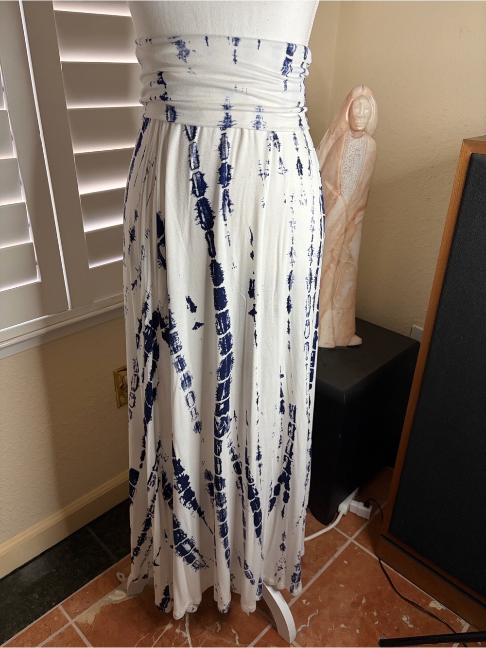 🤍💙Love in Blue and White Tie-Dye Soft Rayon Skirt Or Strapless Dress Size Medium